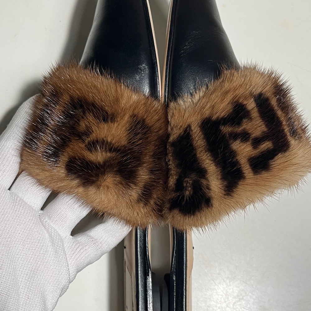 Fendi Black Leather Pointed Mules with Brown Logo Fur Band - Picture 6 of 11